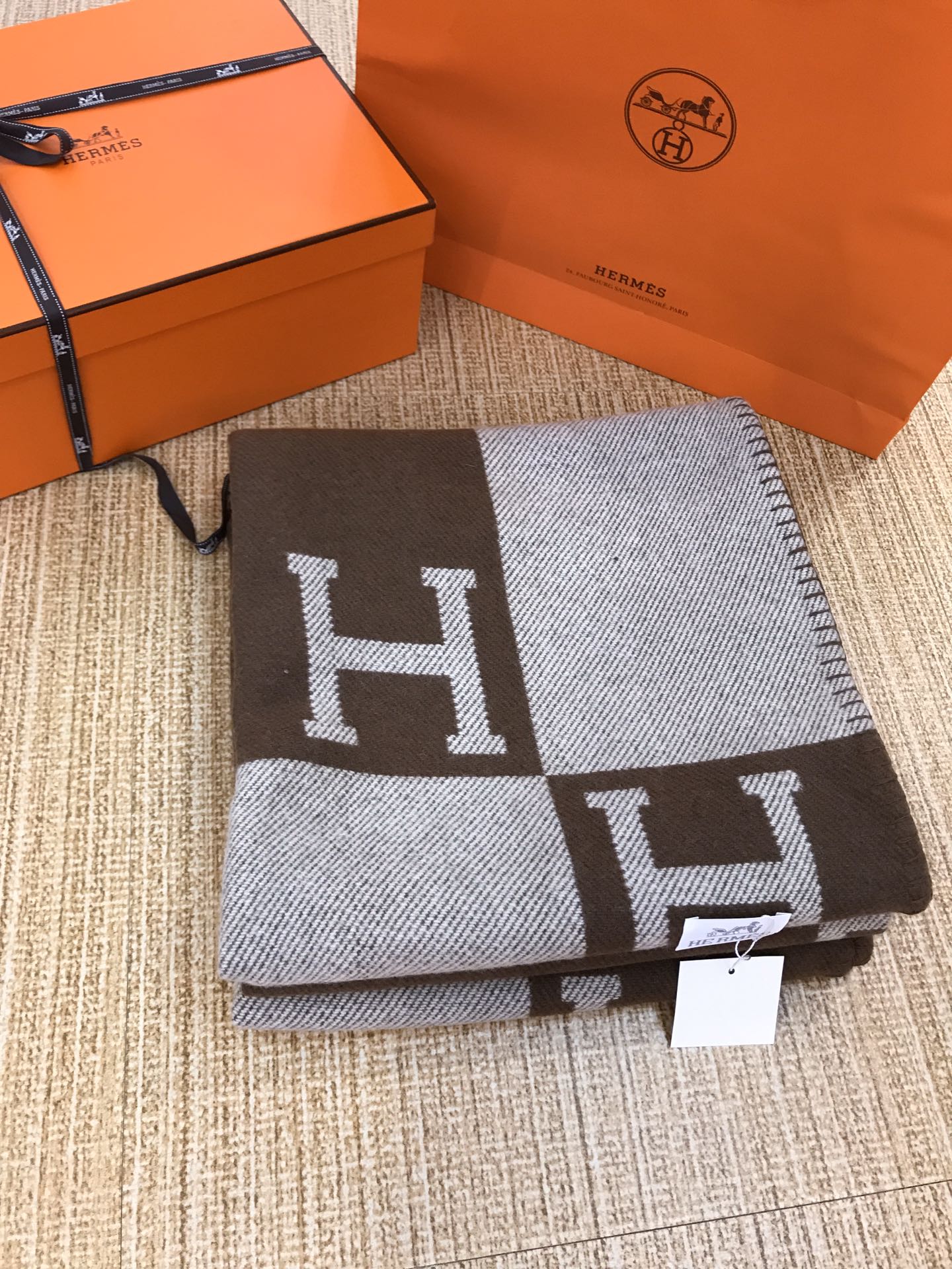 HM Avalon Blanket Brown Mix Gray Cashmere Wool 762022