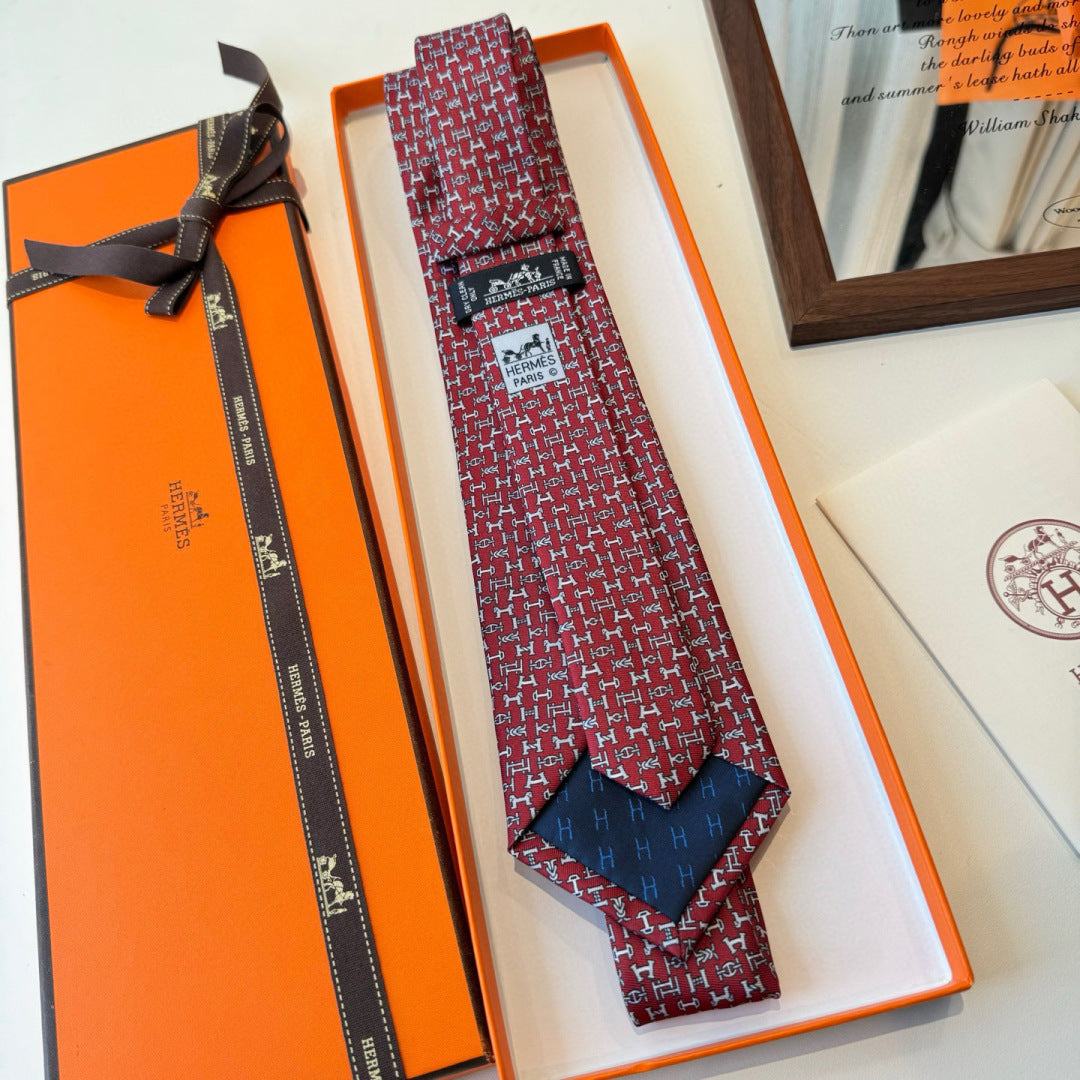 HM Boucles En Vrac Tie Burgundy Twill Silk 210011