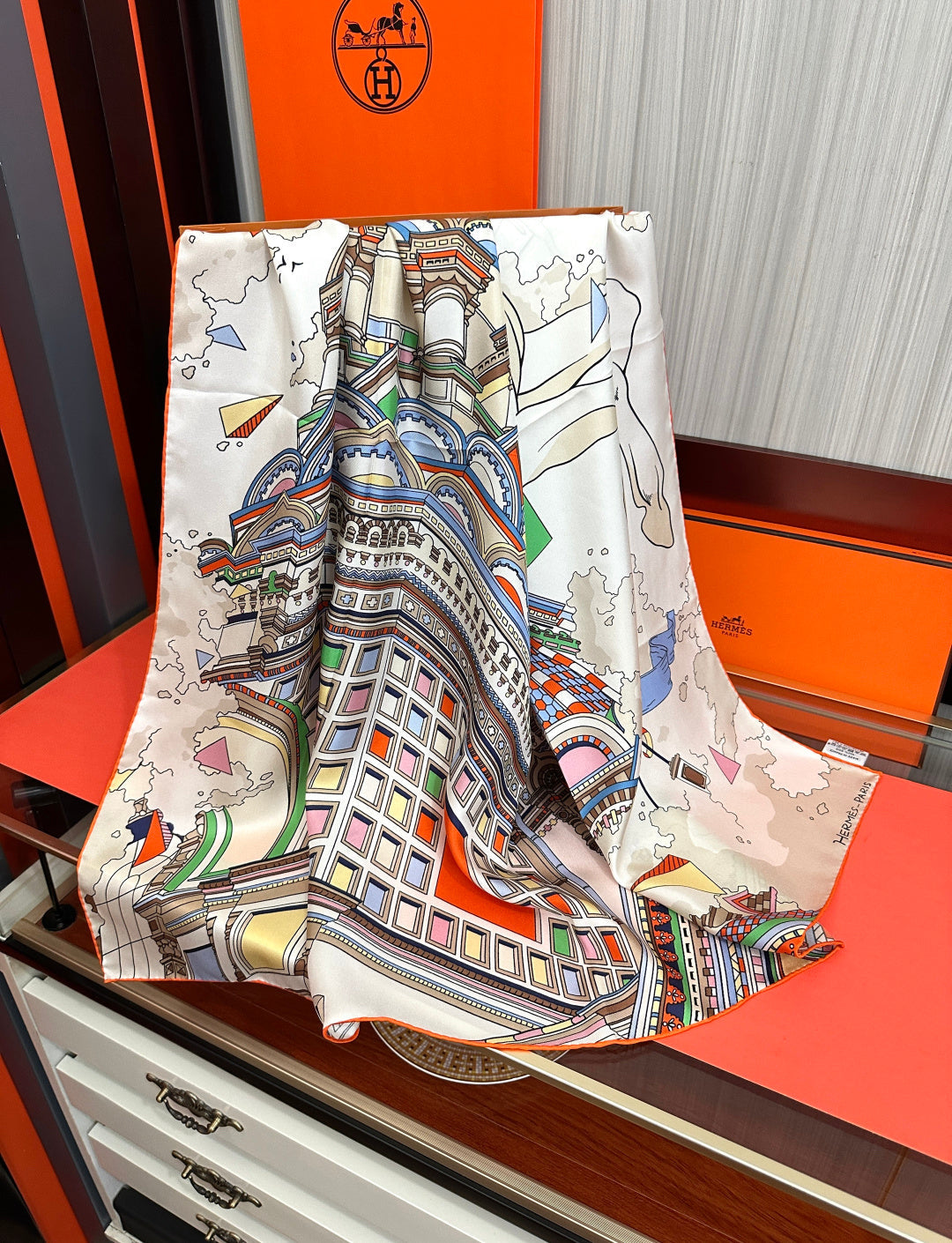 HM Hippopolis Scarf 90x90 Orange White Silk 333444
