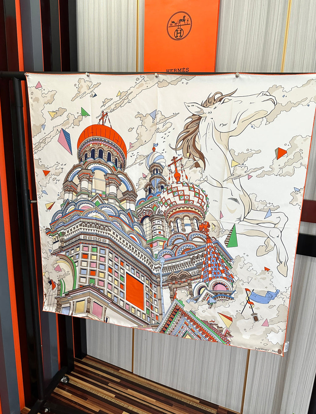 HM Hippopolis Scarf 90x90 Orange White Silk 333444