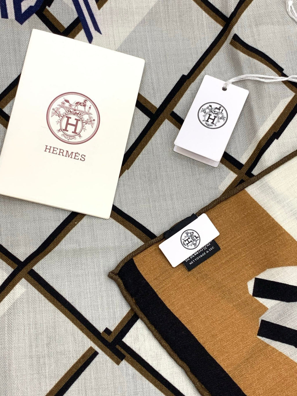 HM 25s Checkered Horse Scarf 140cm Black White Cashmere Silk 970934