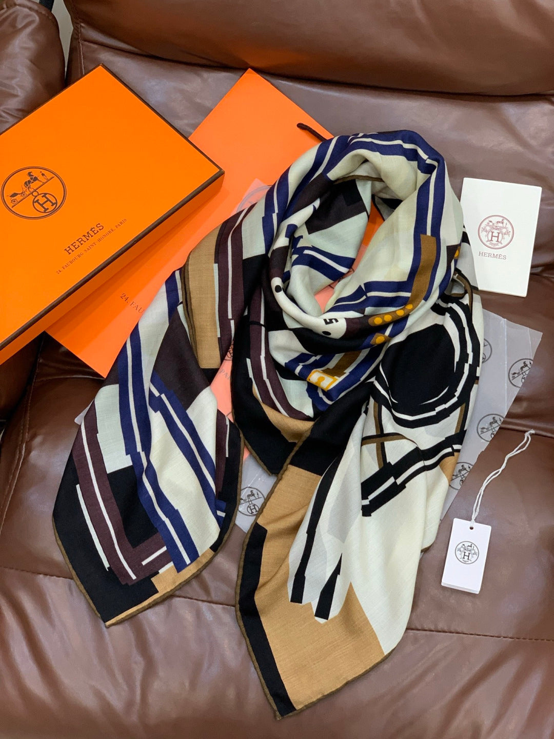 HM 25s Checkered Horse Scarf 140cm Black White Cashmere Silk 970934