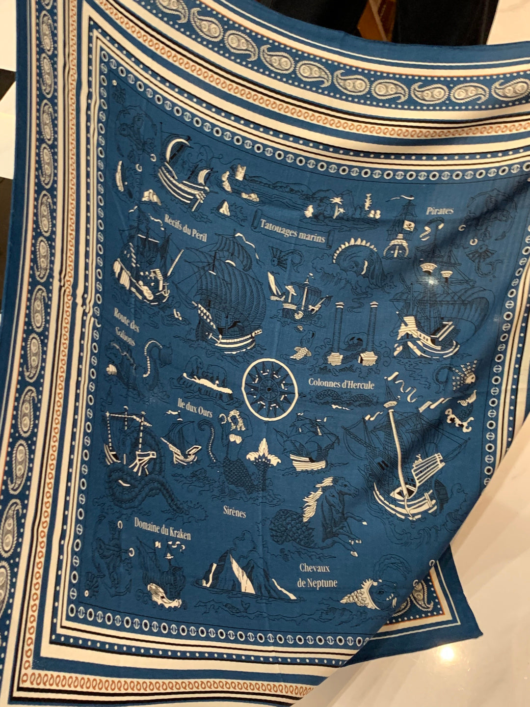 HM 26s Double-sided Scarf 140cm Marine Clair Silk Cashmere 153146
