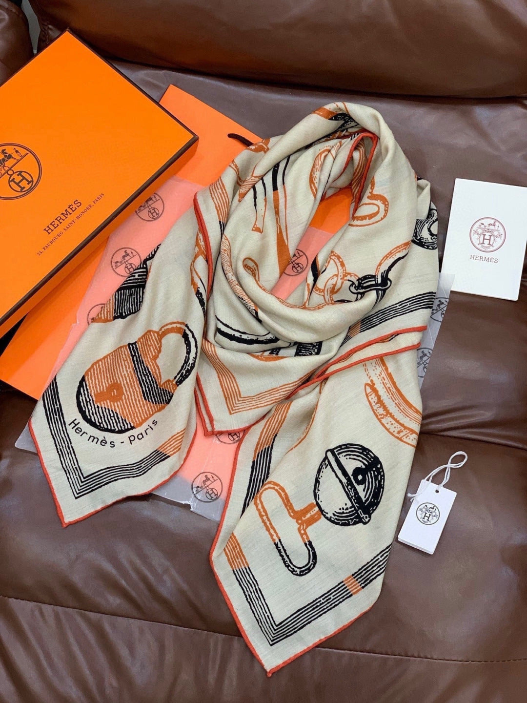 HM 26s Scarf 140 In Cashmere And Silk 303159