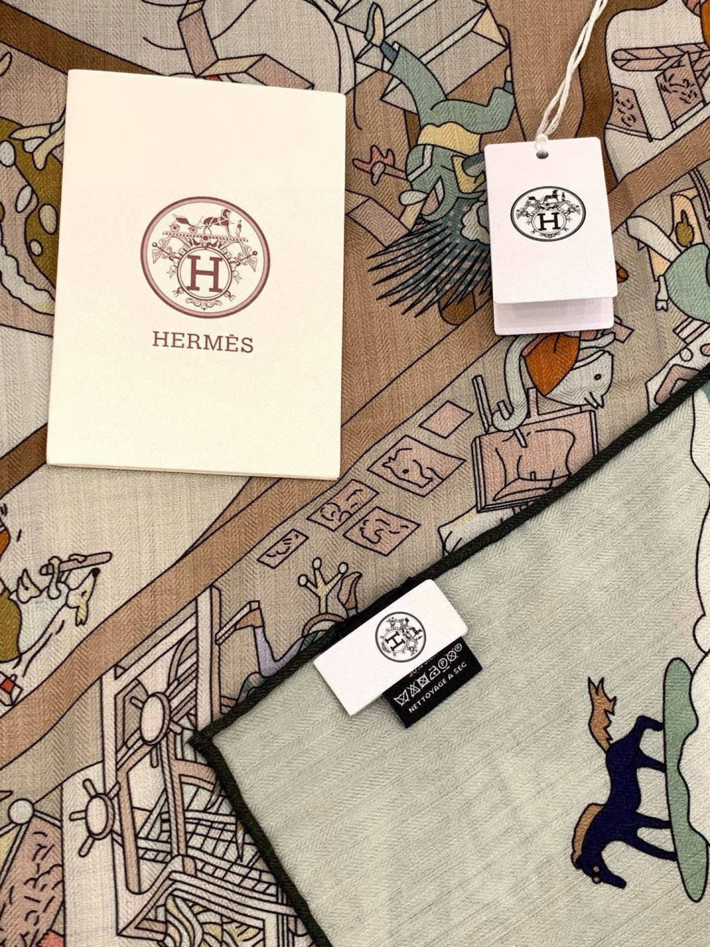 HM 26s Scarf 140 In Cashmere And Silk 304247
