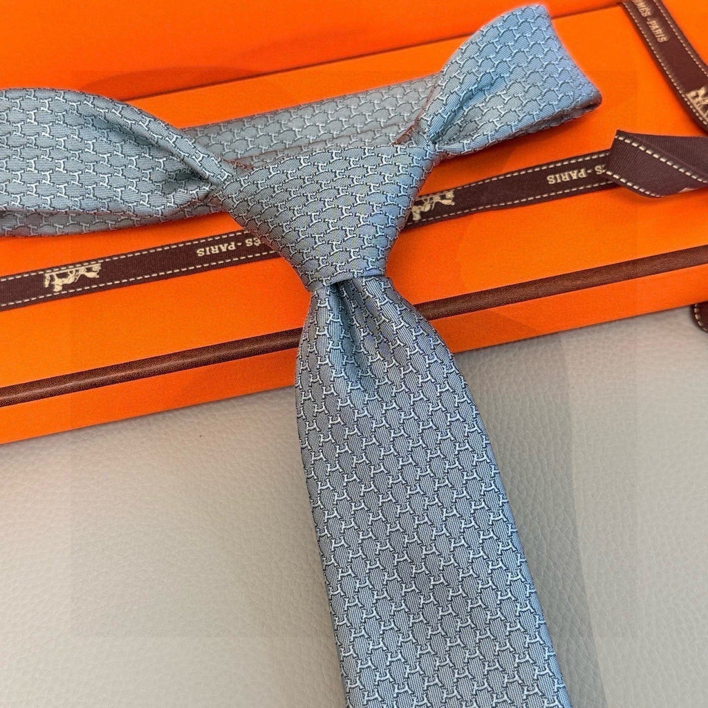 HM Hilario Tie Grey Twill Silk 210000