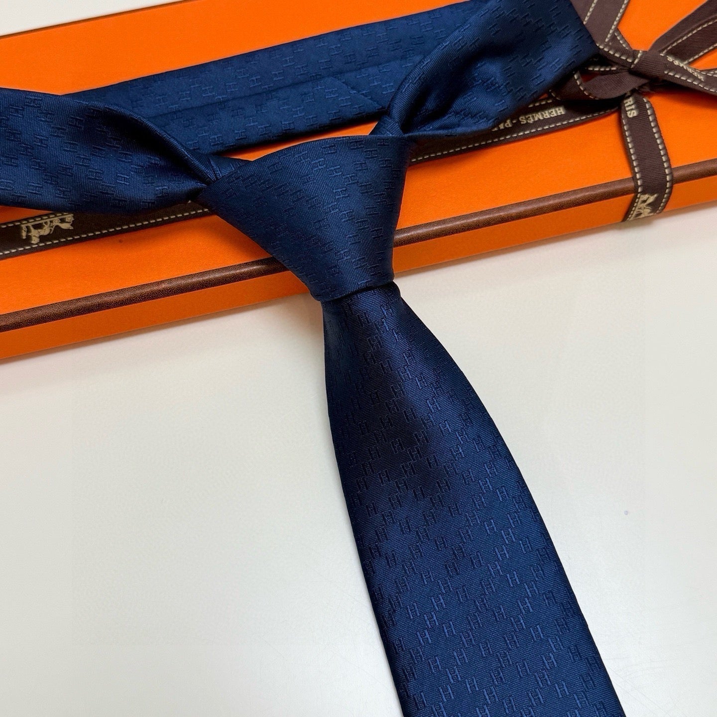 HM Jacquard Tie Dark Blue Twill Silk 212089