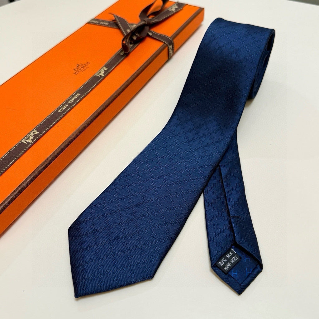 HM Jacquard Tie Dark Blue Twill Silk 212089