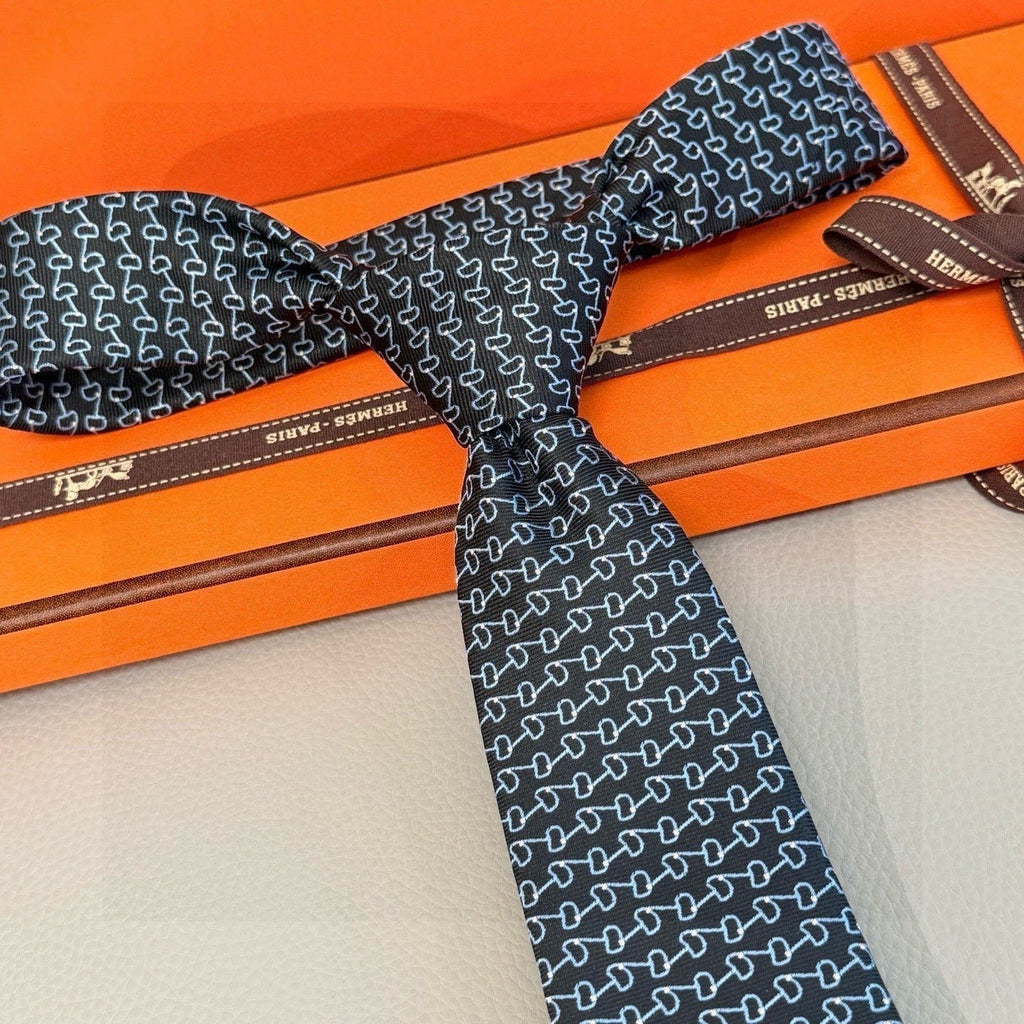 HM Mors a Olives Tie Black Twill Silk 212098