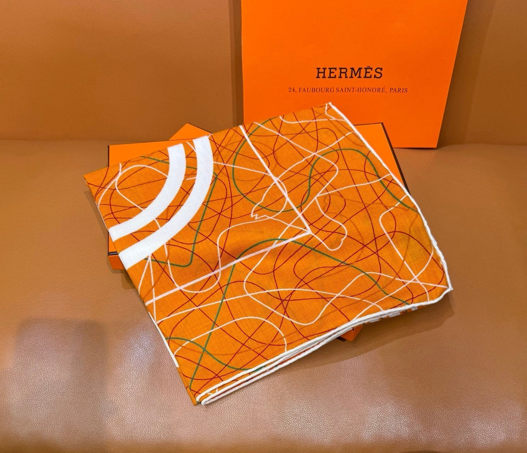 HM Brides de Gala au Fil de Soie Scarf 140x140cm Orange White Silk Cashmere 269487