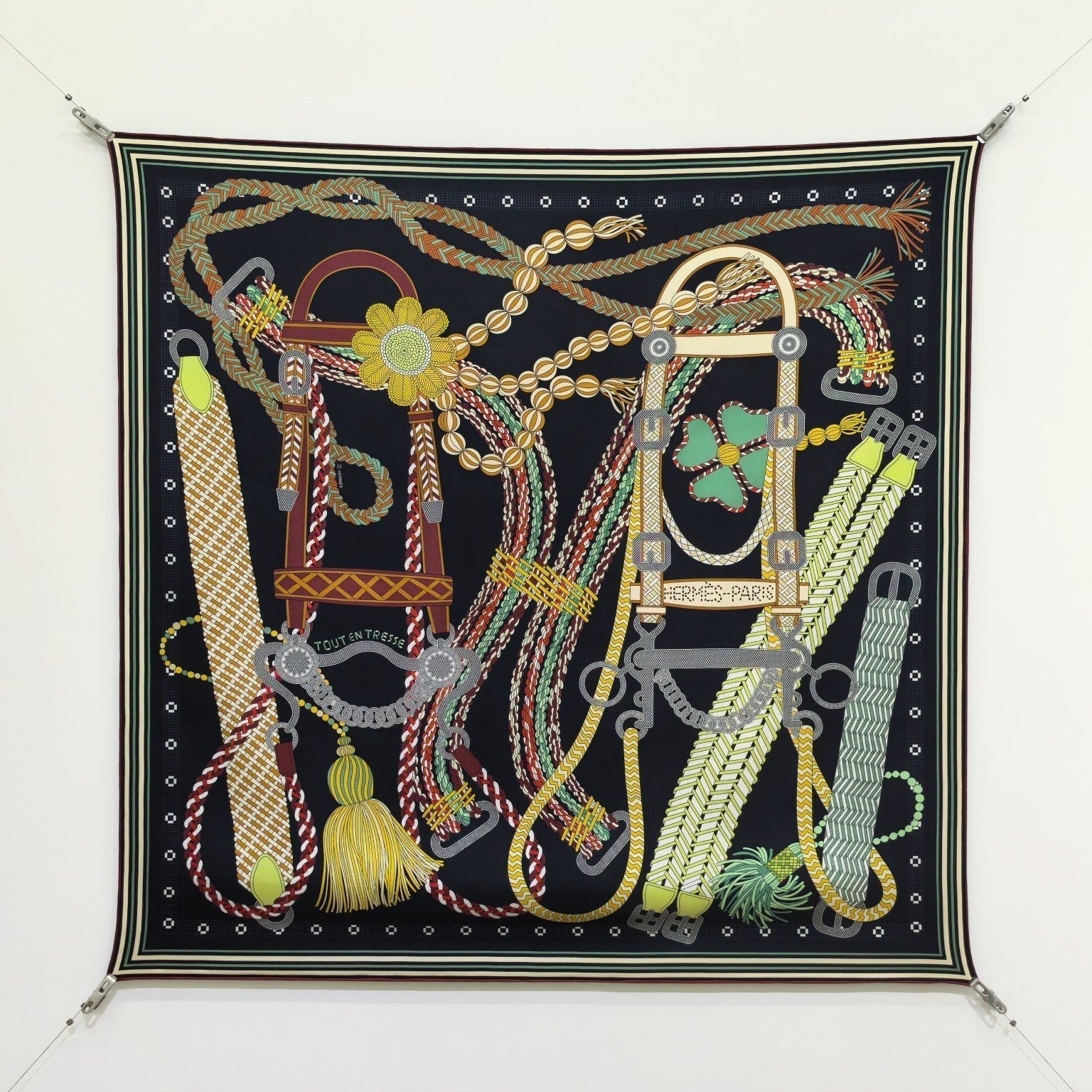 HM Tresse Scarf 90x90 Black Colorful Twill Silk 198472