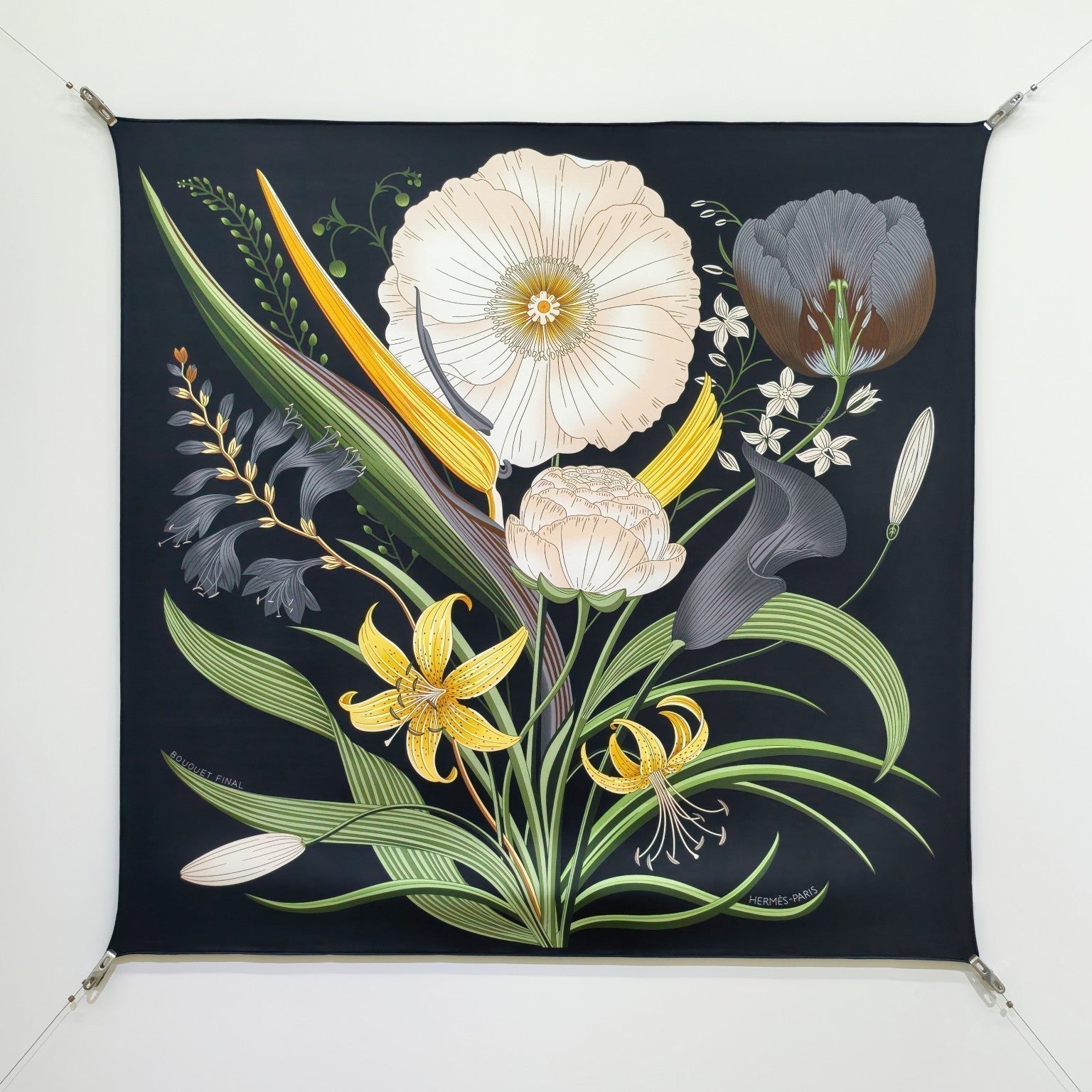 HM Eternal Bouquet 90 CM Black Colorful Cashmere and Silk 293072