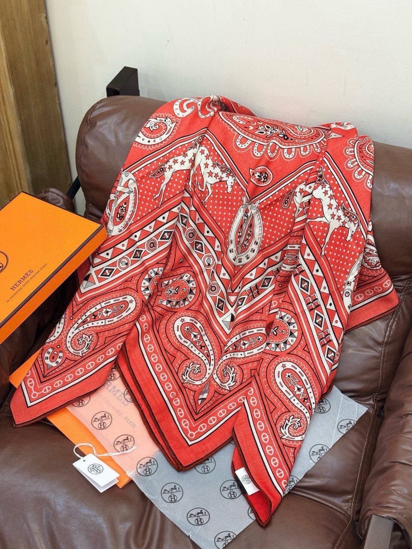 HM Cheval de Coeur Bandana Scarf 140*140cm Red Cashmere Silk 286287