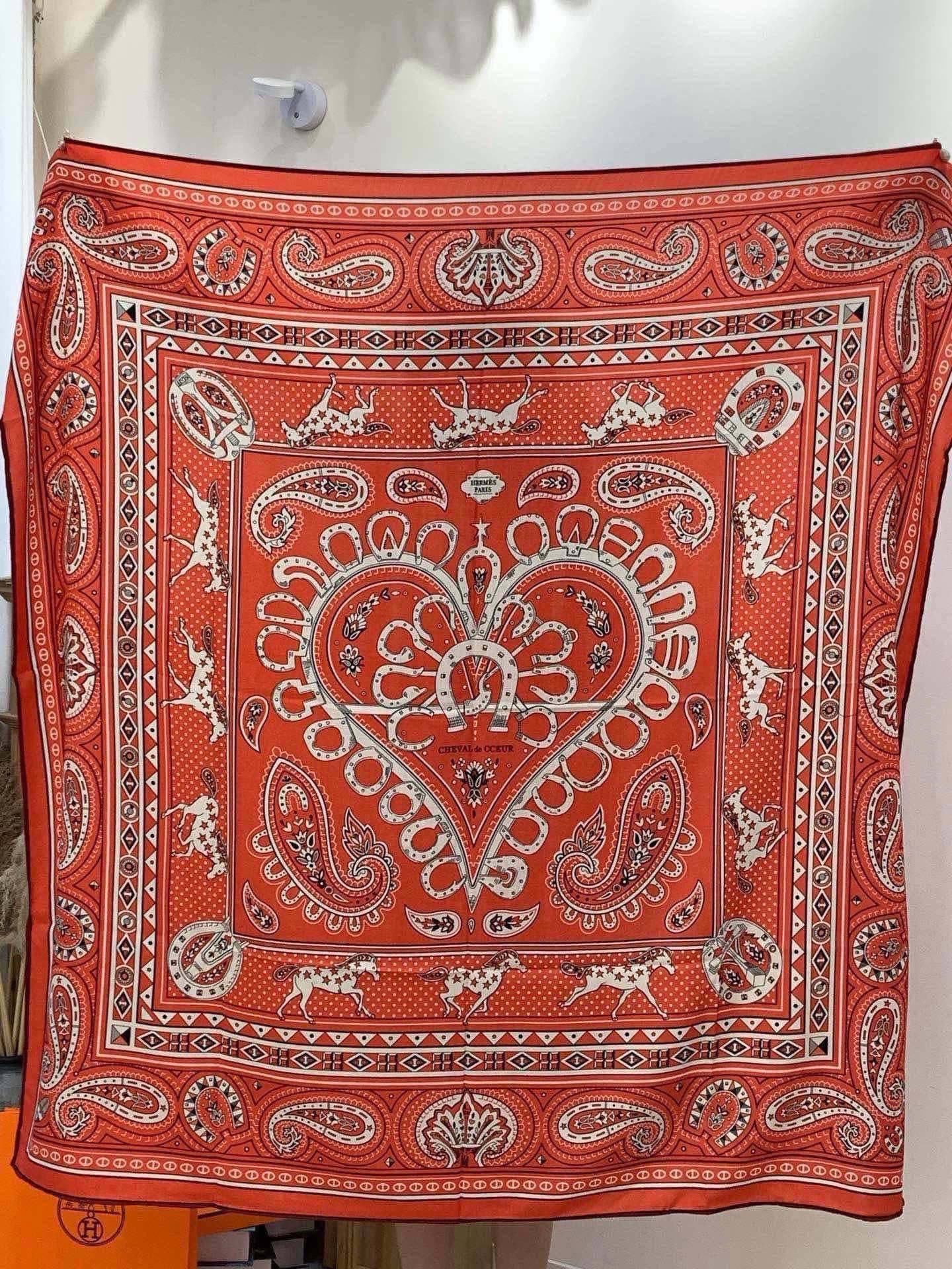 HM Cheval de Coeur Bandana Scarf 140*140cm Red Cashmere Silk 286287
