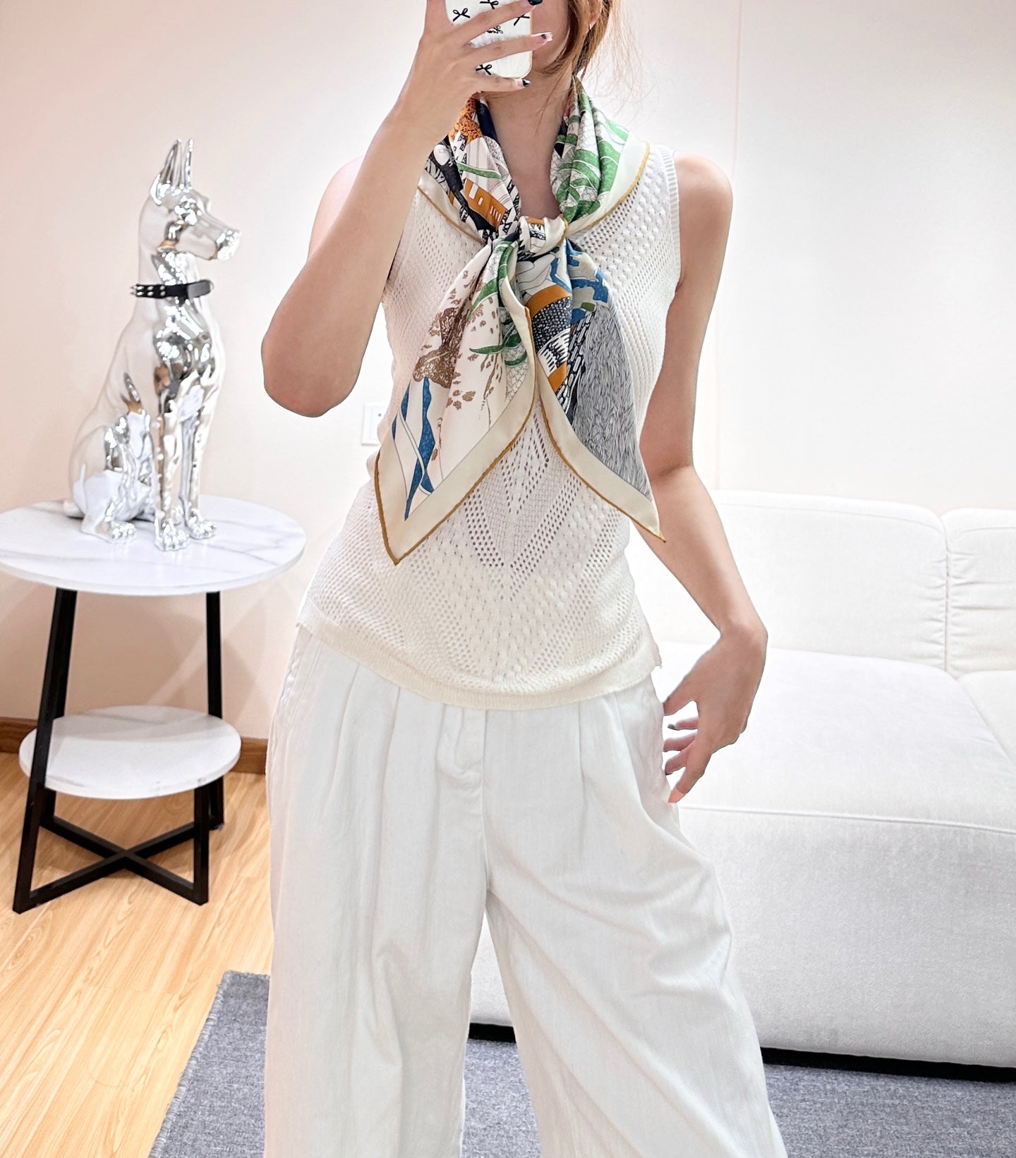 HM 26s Printed Square Scarf 88 In Silk 309442