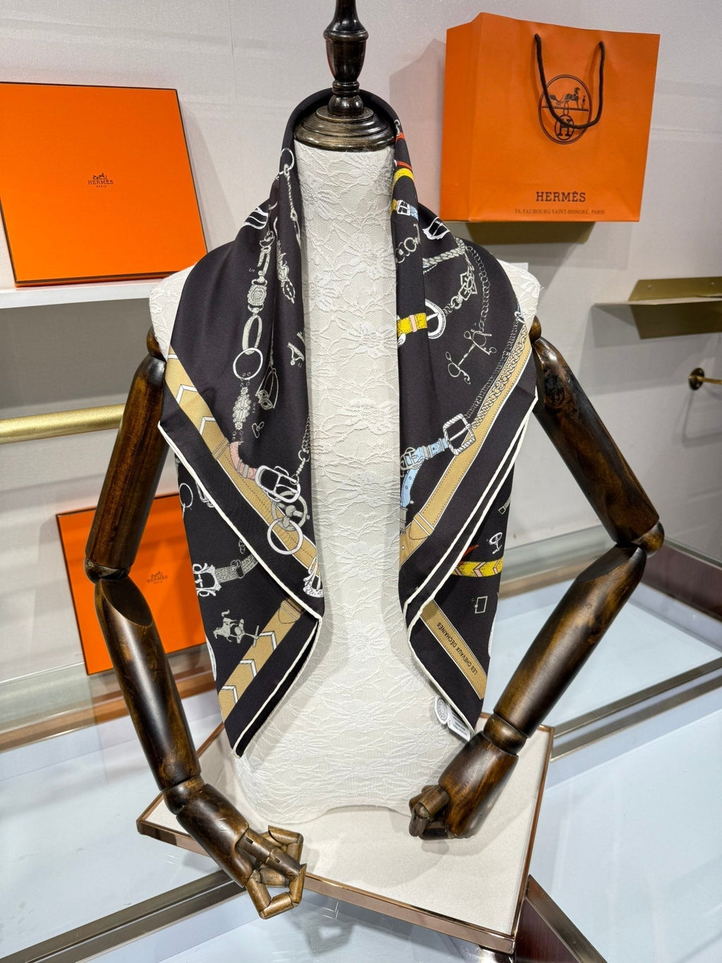 HM Les Chevaux Scarf 90x90 Black Colorful Twill Silk 209505