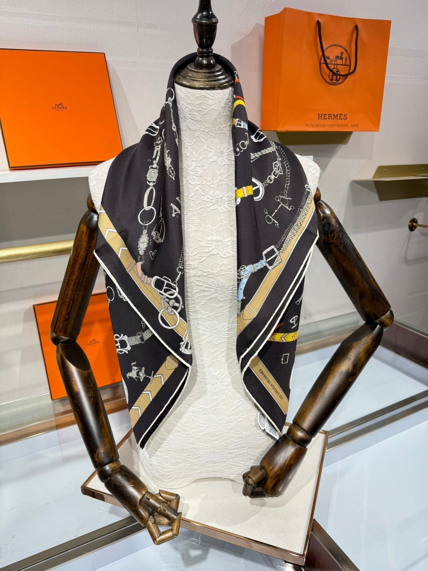 HM Les Chevaux Scarf 90x90 Black Colorful Twill Silk 209505