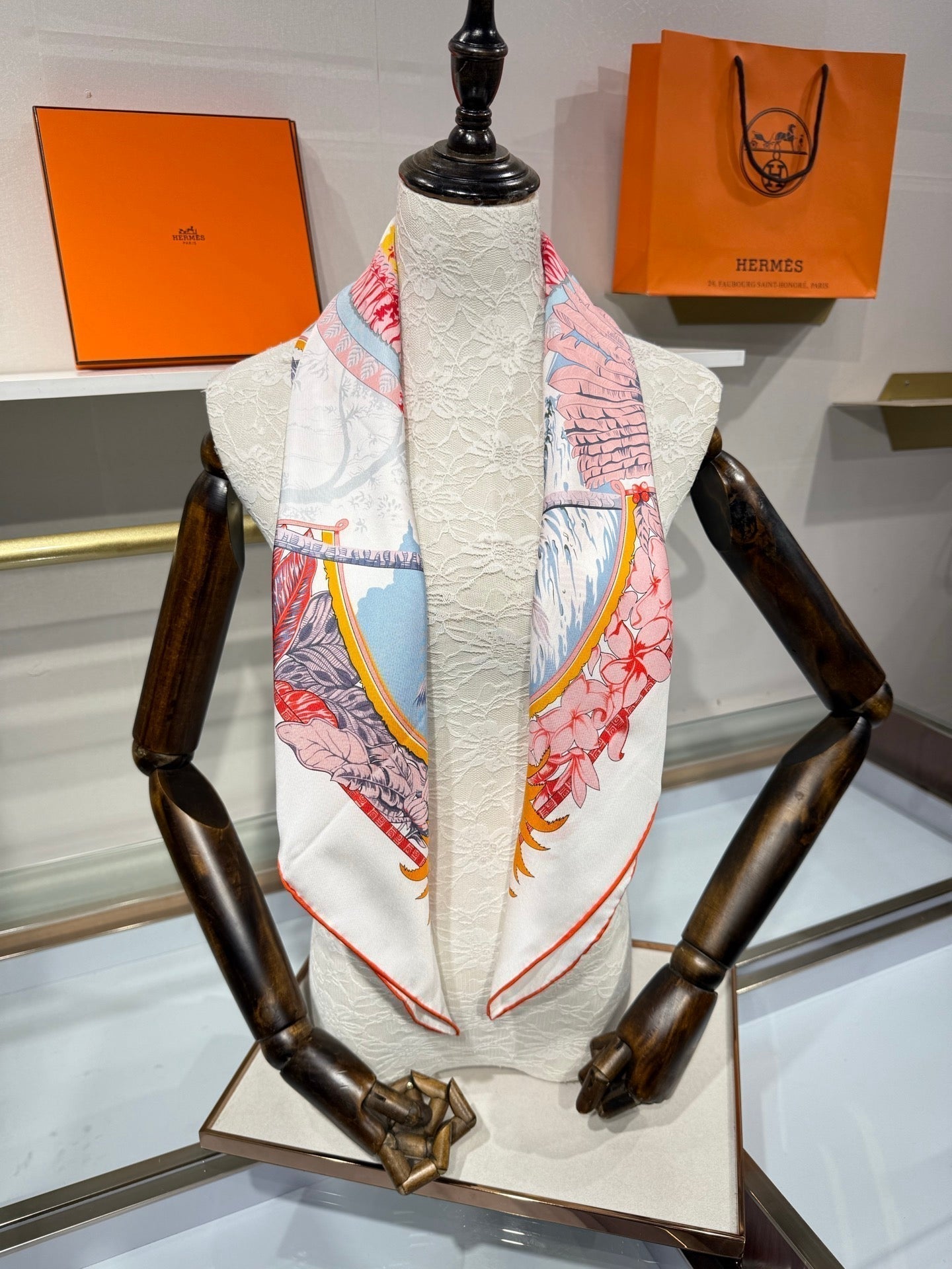 HM Aloha Scarf 90x90 White Colorful Twill Silk 209511