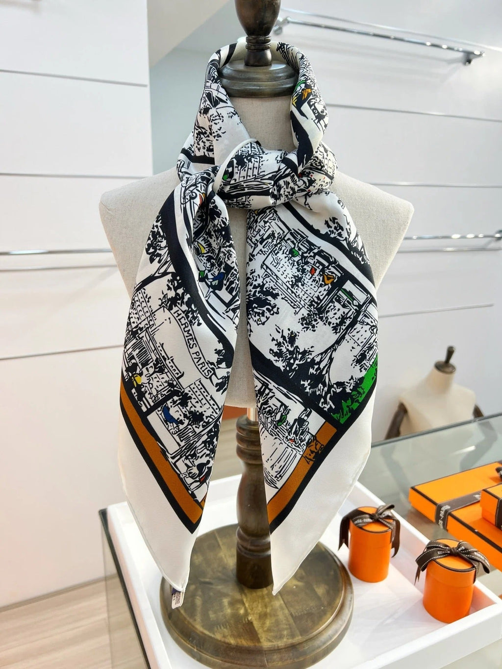 HM 26s Knitting Scarf 90 White Black Colorful Mulberry Silk 147542